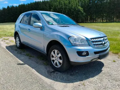 Gebraucht Mercedes ML280 190 PS (139 kW) 2007 Andere farben SUV