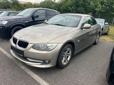 Gebraucht BMW 320 Cabriolet 170 PS (125 kW) 2010 Braun Cabrio