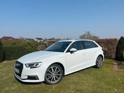 Gebraucht Audi e-tron Sport 204 PS (150 kW) 2020 Weiß SUV