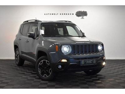 Grau Gebraucht 2015 Jeep Renegade Trailhawk SUV | 18.700 € (Etwas zu teuer)