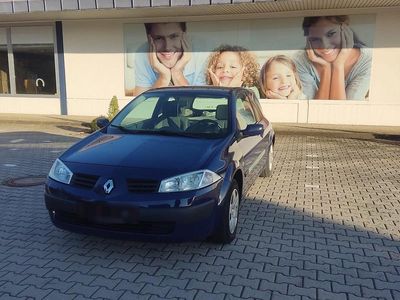 Gebraucht Renault Mégane II 113 PS (83 kW) 2004 Blau Kleinwagen