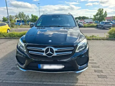 Gebraucht Mercedes GLE400 AMG line 333 PS (244 kW) 2016 Schwarz SUV