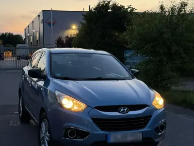 Gebraucht Hyundai Tucson 136 PS (100 kW) 2012 Blau SUV