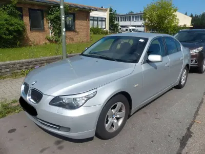 Gebraucht BMW 525 Advantage 197 PS (144 kW) 2008 Silber Limousine