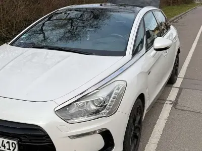 Gebraucht Citroën DS5 So Chic 163 PS (119 kW) 2013 Weiß Kleinwagen