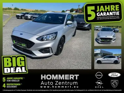 Gebraucht Ford Focus ST-Line 125 PS (91 kW) 2020 Polarsilber Limousine