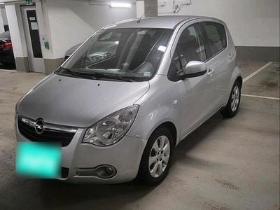 Gebraucht Opel Agila 86 PS (63 kW) 2009 Silber Kleinwagen