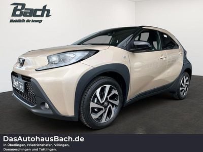 Gebraucht Toyota Aygo X Basis 72 PS (52 kW) 2025 Beige SUV