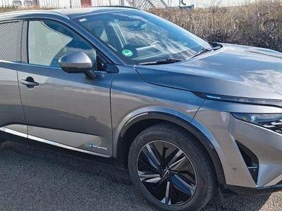 Gebraucht Nissan Qashqai Tekna 190 PS (139 kW) 2024 Grau SUV