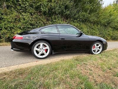Porsche 911 Carrera 4
