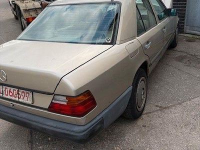 Gebraucht Mercedes E250 1989 Limousine