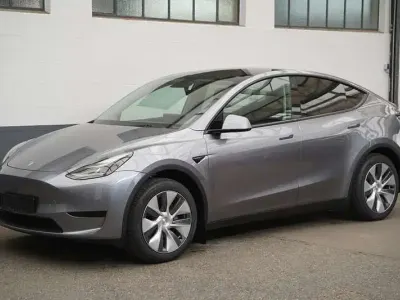 Occasion Tesla Model Y Long Range AWD 378 kW (514 PK) 2023 Zilver SUV