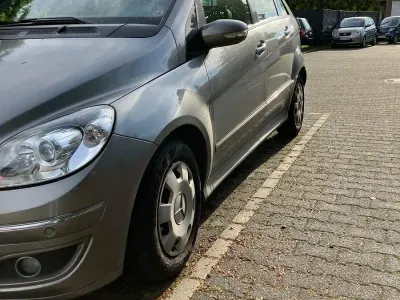 Gebraucht Mercedes B170 116 PS (85 kW) 2006 Grau Van / Kleinbus