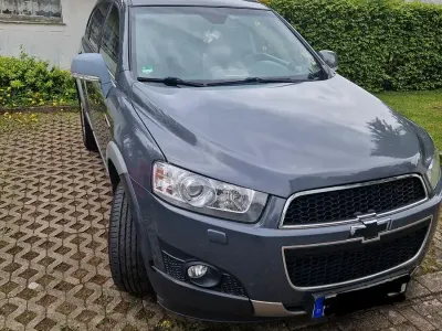 Usata Chevrolet Captiva LT 167 CV (122 kW) 2011 Grigio SUV