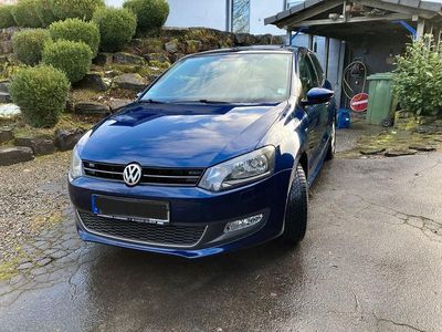 Blau Gebraucht 2013 VW Polo Life Kleinwagen | 4.500 € (Fairer Preis)