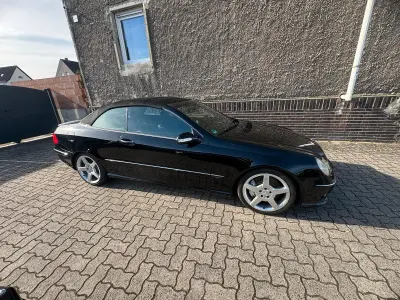Gebraucht Mercedes CLK350 AMG 272 PS (200 kW) 2005 Schwarz Cabrio