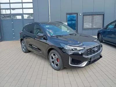 Gebraucht Ford Kuga ST-Line X 186 PS (136 kW) 2025 Schwarz SUV