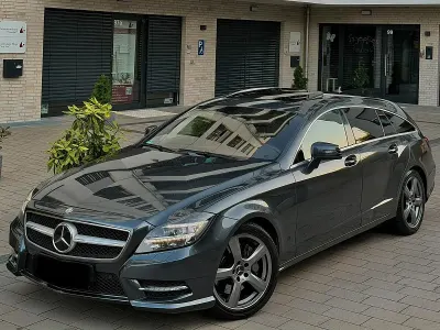 Gebraucht Mercedes CLS350 Shooting Brake AMG line 306 PS (225 kW) 2013 Grau Kombi