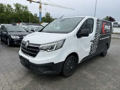 Gebraucht Renault Trafic Komfort 110 PS (80 kW) 2022 Weiß Van / Kleinbus