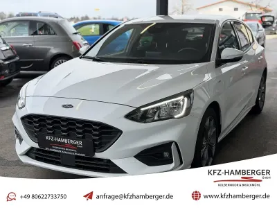 Gebraucht Ford Focus ST-Line 125 PS (91 kW) 2021 Weiß Limousine