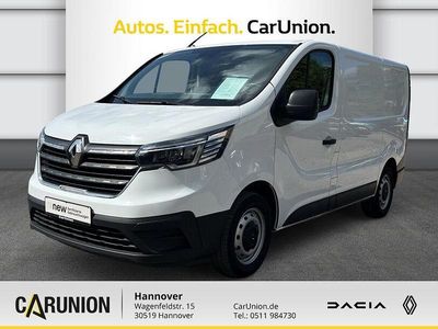 Arktisweiß (weiß) Gebraucht 2022 Renault Trafic Komfort Van / Kleinbus | 19.575 € (Fairer Preis)