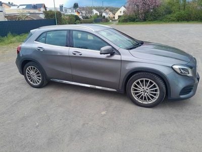 Mercedes GLA200