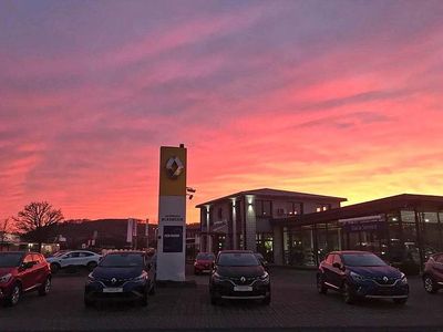 Gebraucht Renault Captur Intens 154 PS (113 kW) 2020 Grau SUV