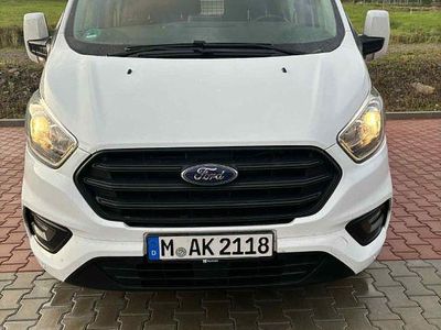 Weiß Gebraucht 2020 Ford Transit Custom Van / Kleinbus | 20.800 € (Fairer Preis)