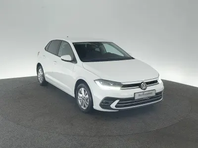 Gebraucht VW Polo Style 95 PS (69 kW) 2025 Weiß Kleinwagen