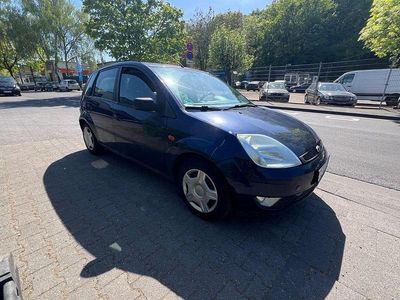 Second-hand Ford Fiesta Trend 80 CP (58 kW) 2004 Hatchback