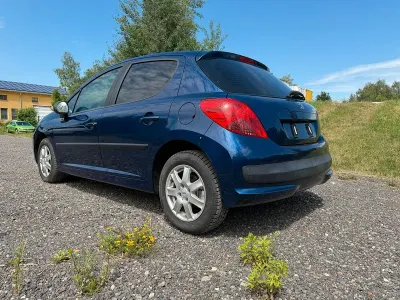 Gebraucht Peugeot 207 120 PS (88 kW) 2008 Blau Limousine