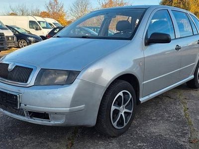 Silber Gebraucht 2006 Skoda Fabia Classic Kombi | 550 € (Guter Preis)