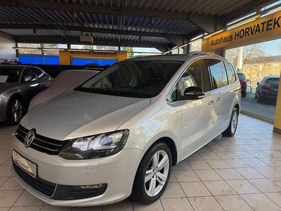Begagnad VW Sharan Match 140 HK (102 kW) 2012 Guld Minibuss