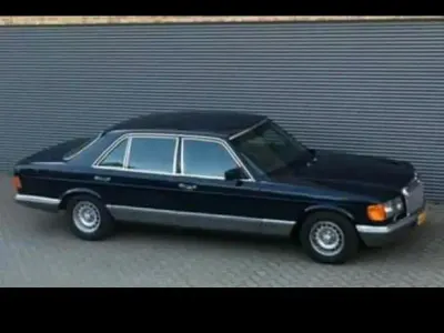 Gebraucht Mercedes 380 205 PS (150 kW) 1982 Blau Limousine