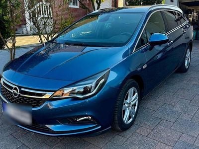 Usata Opel Astra Dynamic 110 CV (80 kW) 2016 Blu Station wagon