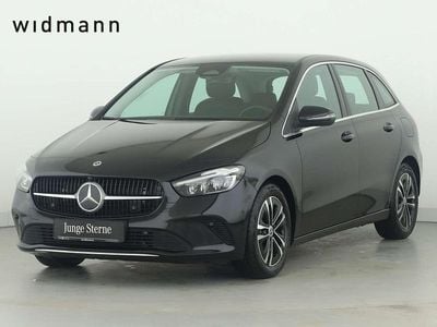Metalliclack kosmosschwarz Gebraucht 2024 Mercedes B180 Advanced Van / Kleinbus | 28.850 € (Guter Preis)
