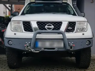 Gebraucht Nissan Navara 174 PS (127 kW) 2006 Weiß Pickup