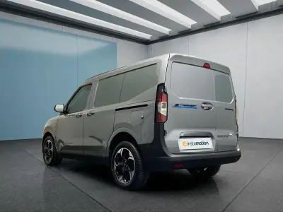 Gebraucht Ford Transit Courier 135 kW (184 PS) 2026 Schwarz Van