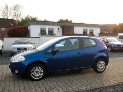 Usata Fiat Punto Active 77 CV (56 kW) 2006 Blu Utilitaria
