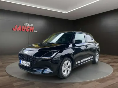 Neu Suzuki Swift Comfort 83 PS (61 kW) 2026 Super black pearl metallic Kleinwagen