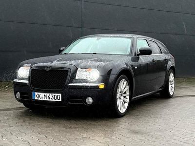 Schwarz Gebraucht 2009 Chrysler 300C Kombi | 8.900 €