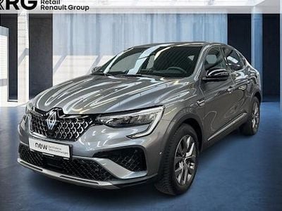 Begagnad Renault Arkana Techno 140 HK (102 kW) 2025 Grå SUV