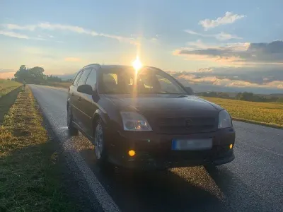 Gebraucht Opel Vectra 150 PS (110 kW) 2005 Rot Kombi
