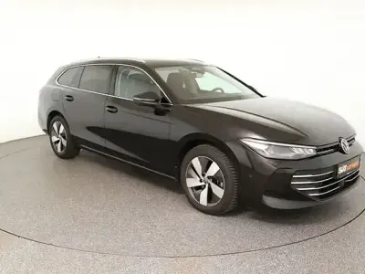 Second-hand VW Passat IQ Drive 150 CP (110 kW) 2025 Negru Break