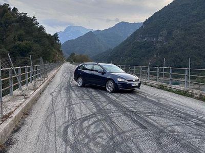 Gebraucht VW Golf VII Highline 140 PS (102 kW) 2014 Blau Kombi