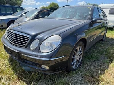 Gebraucht Mercedes E320 Avantgarde 204 PS (150 kW) 2003 Schwarz Kombi