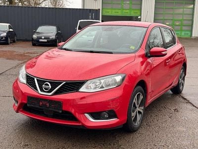 Gebraucht Nissan Pulsar Acenta 116 PS (85 kW) 2016 Rot Kleinwagen