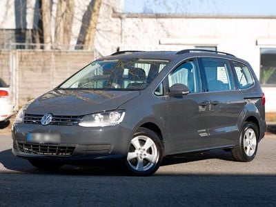 Second-hand VW Sharan 150 CP (110 kW) 2013 Gri Monovolum