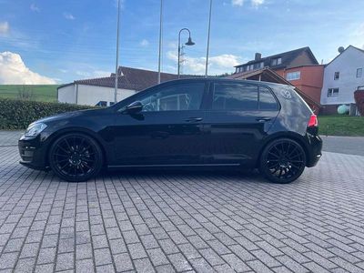 Gebraucht VW Golf VII Comfortline 105 PS (77 kW) 2014 Schwarz Limousine