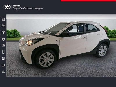 Neu Toyota Aygo X Business Edition 72 PS (52 kW) 2025 Super white 2 SUV